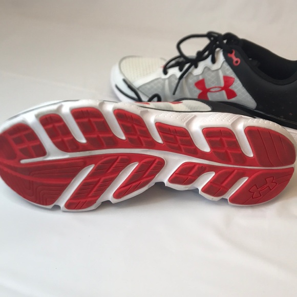 Men’s Undere Armour Running Shoes - Picture 6 of 6